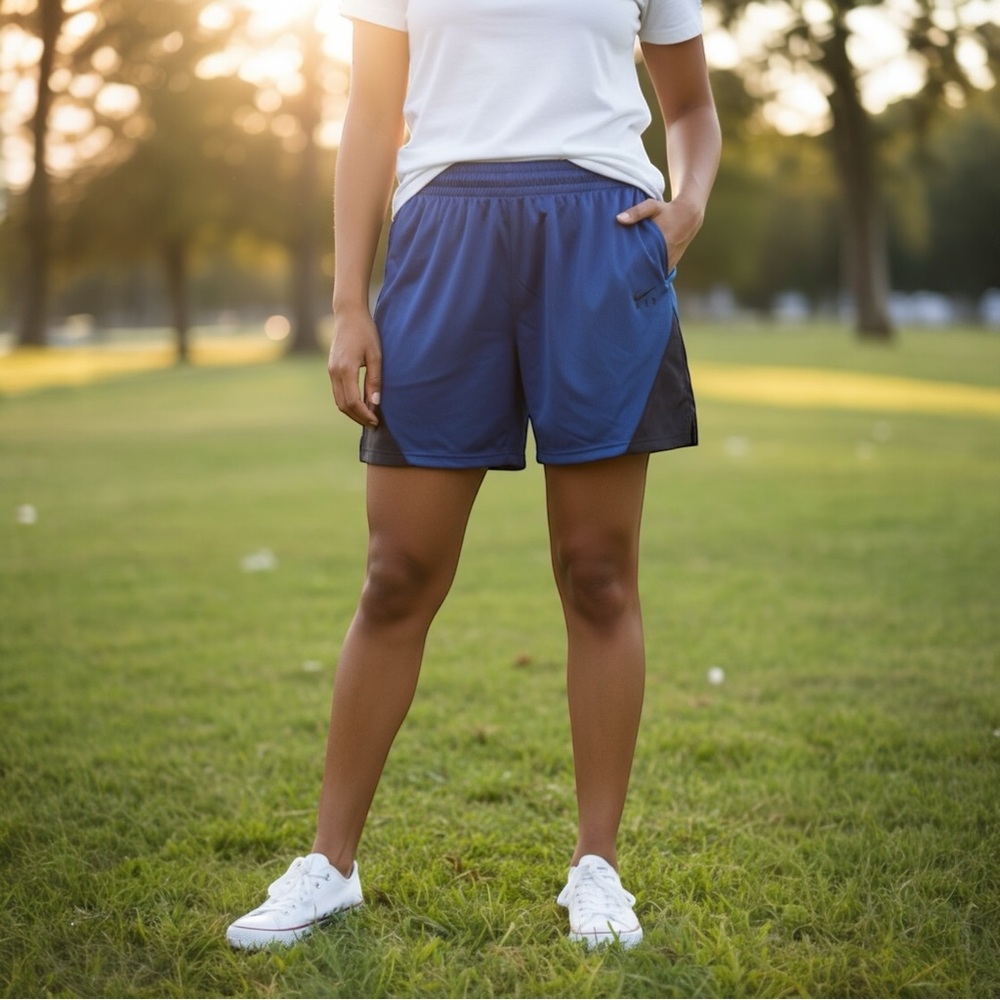 New! Nike Women's Dri-FIT ISoFly Basketball Shorts